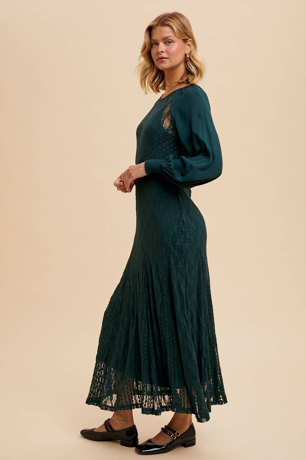 Raglan Vintage Lace Paneled Dress