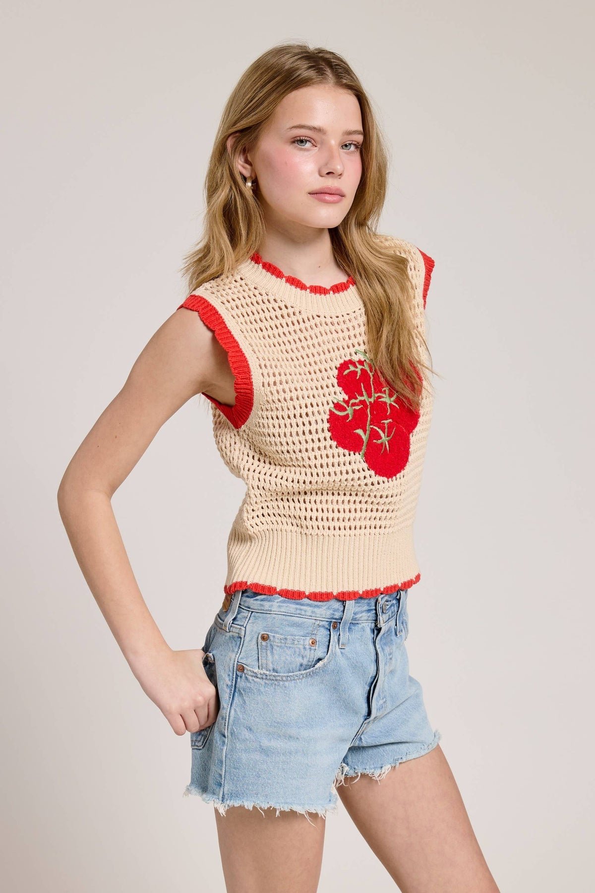 Tomato Vine Knit Vest