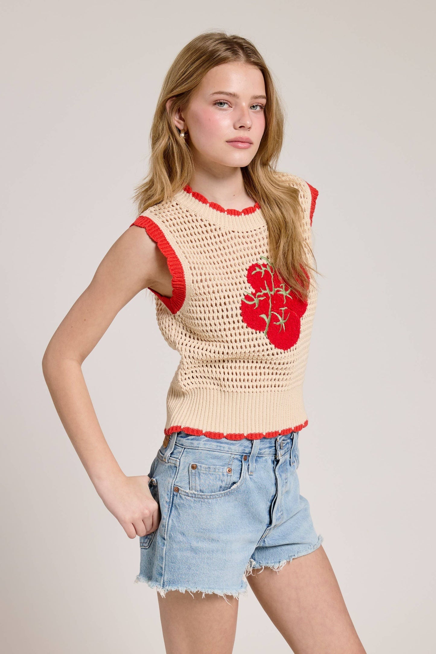 Tomato Vine Knit Vest