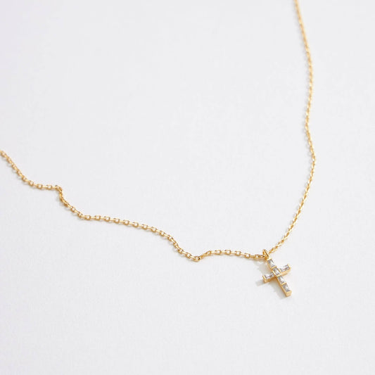 Dainty Cross Pendant Necklace