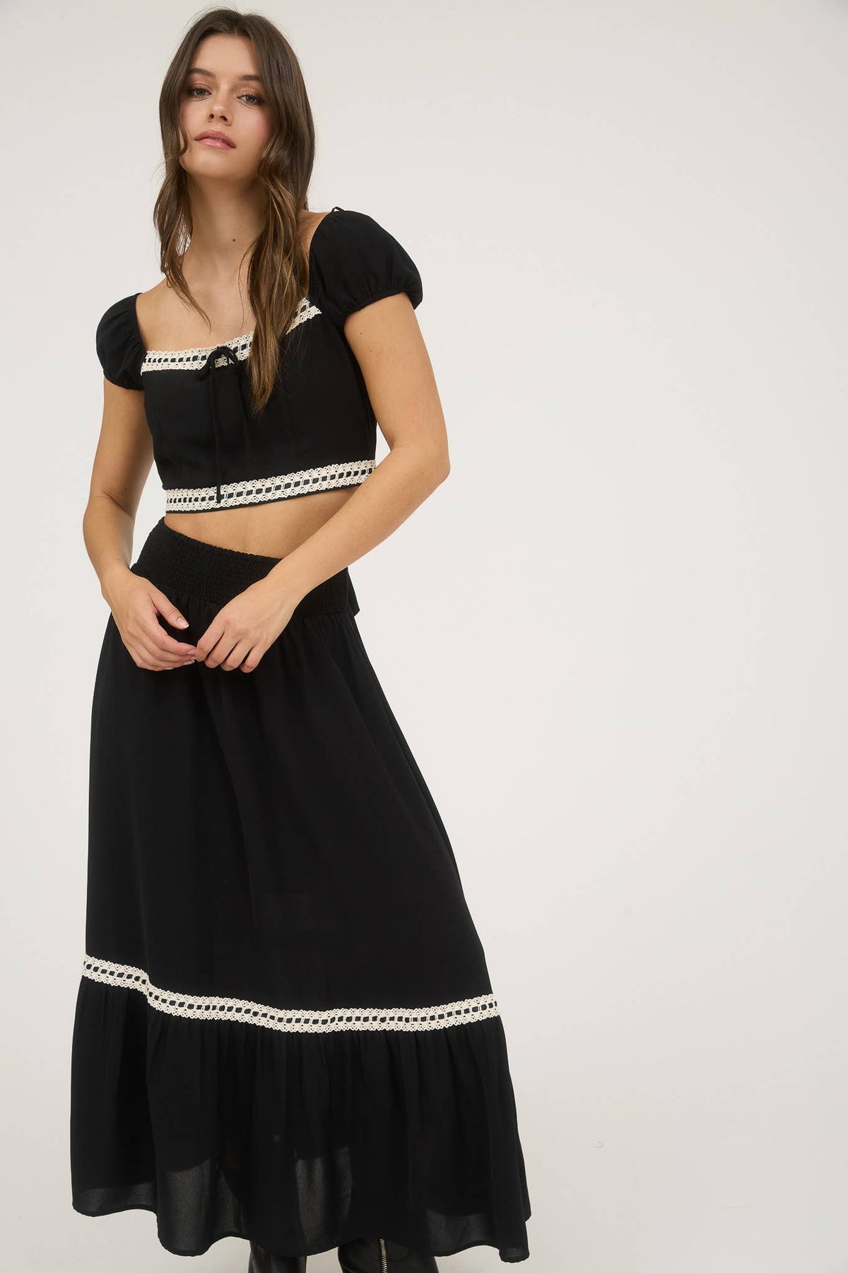 Contrast Lace Trim Midi Skirt
