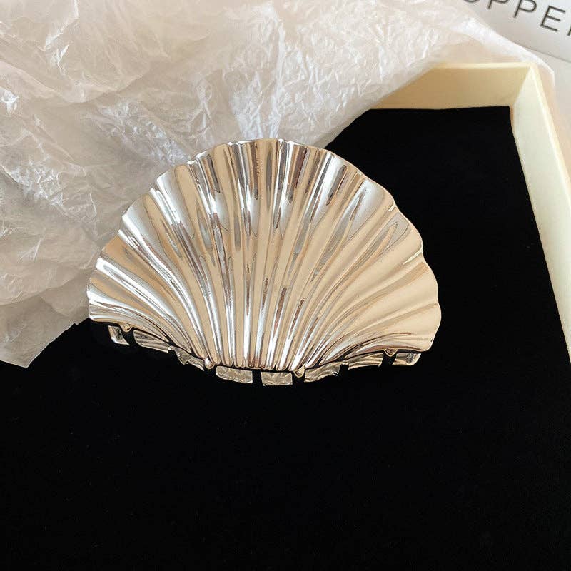 Monaco Shell Clip Large