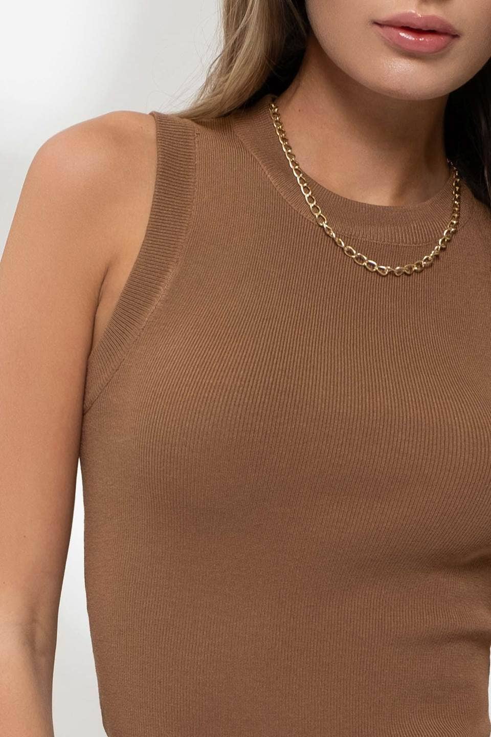 Sleeveless Round Neck Sweater Knit Top