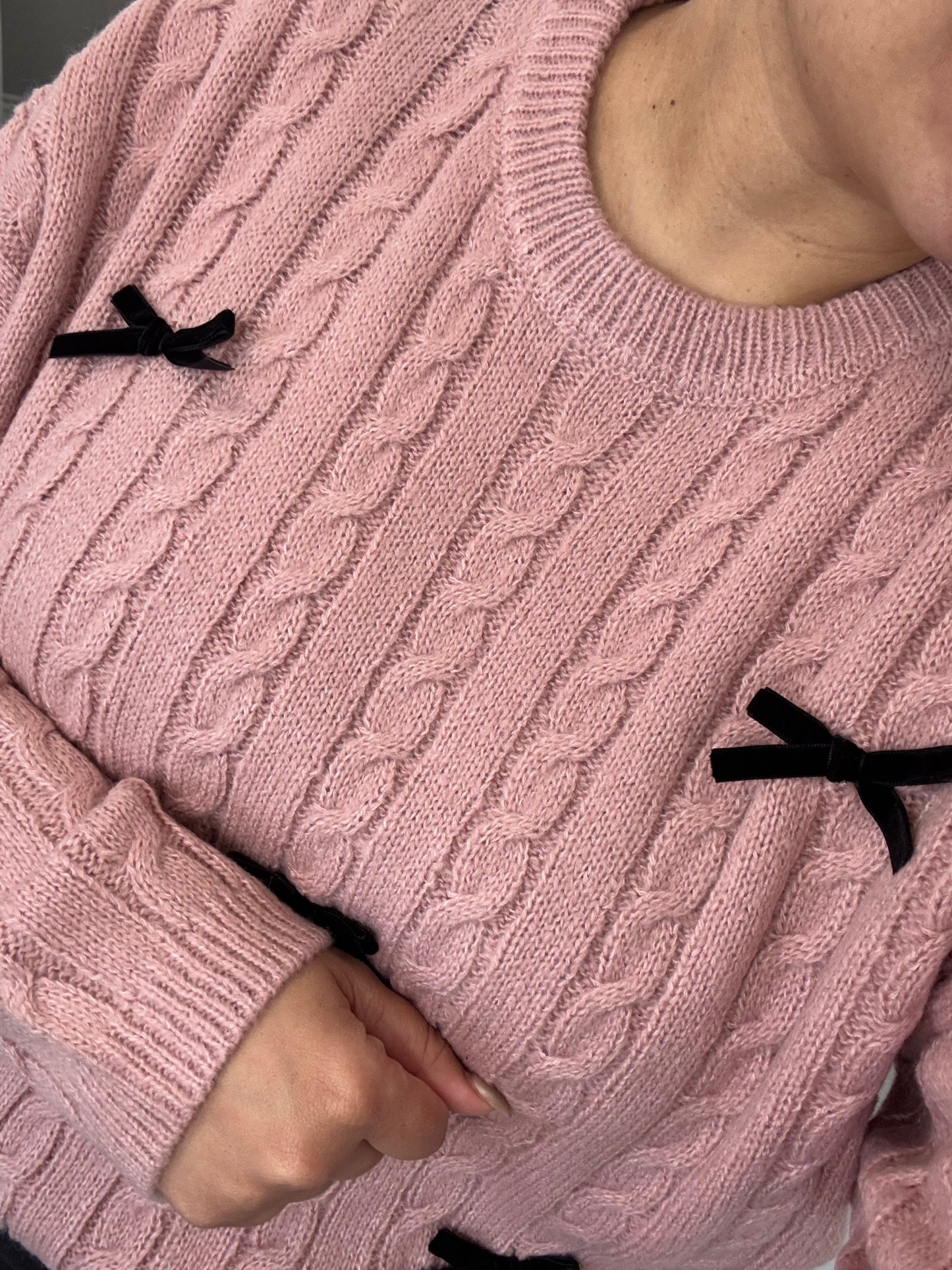 Sweet Bow Cable Knit Pullover Sweater