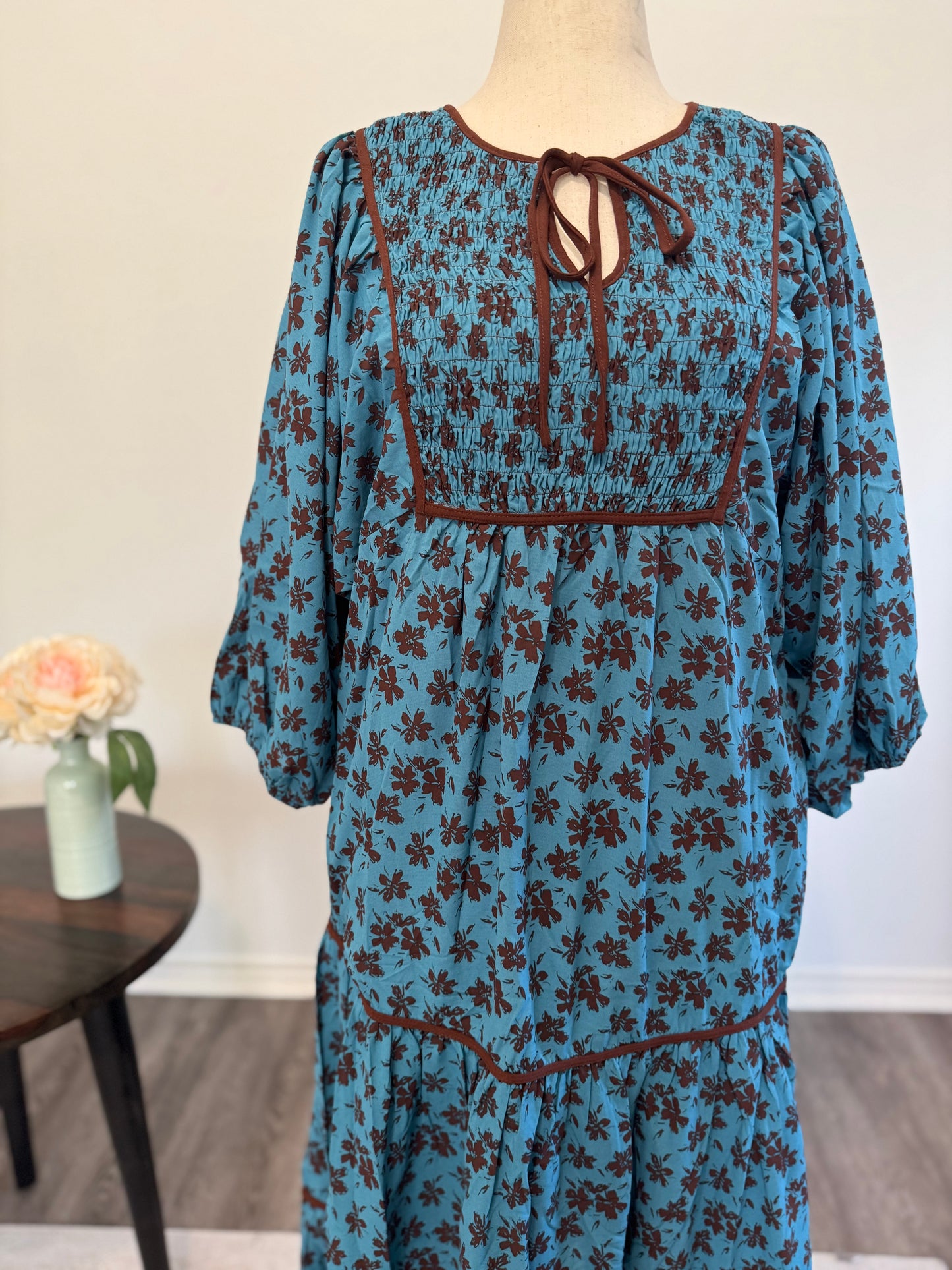 Vale Wonder Midi Dress