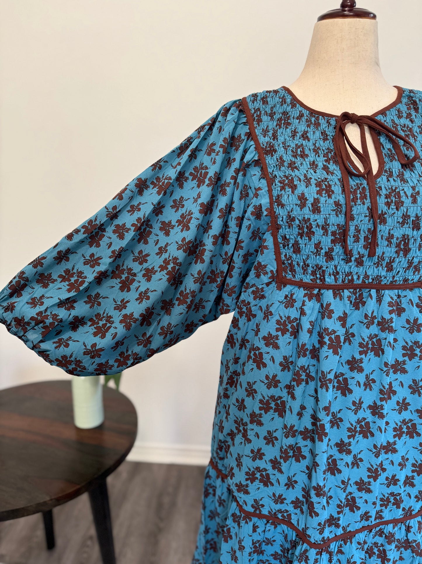 Vale Wonder Midi Dress