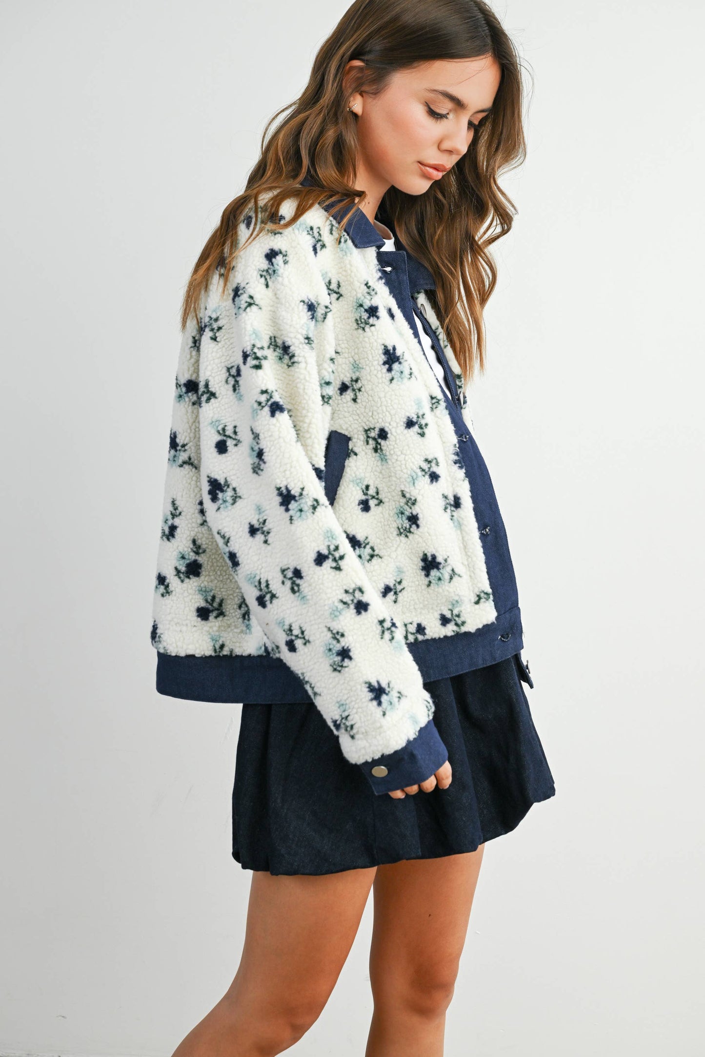 Floral Collared Button-Down Jacket