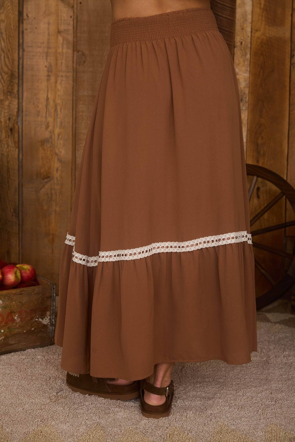Contrast Lace Midi Skirt